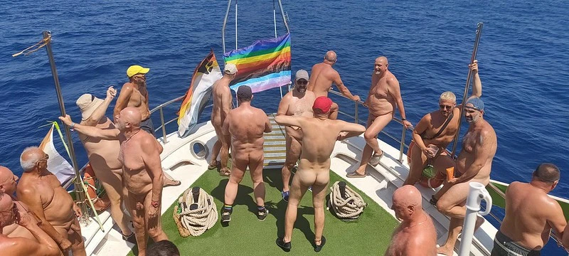 Naturistisch Zeilen in een Groep